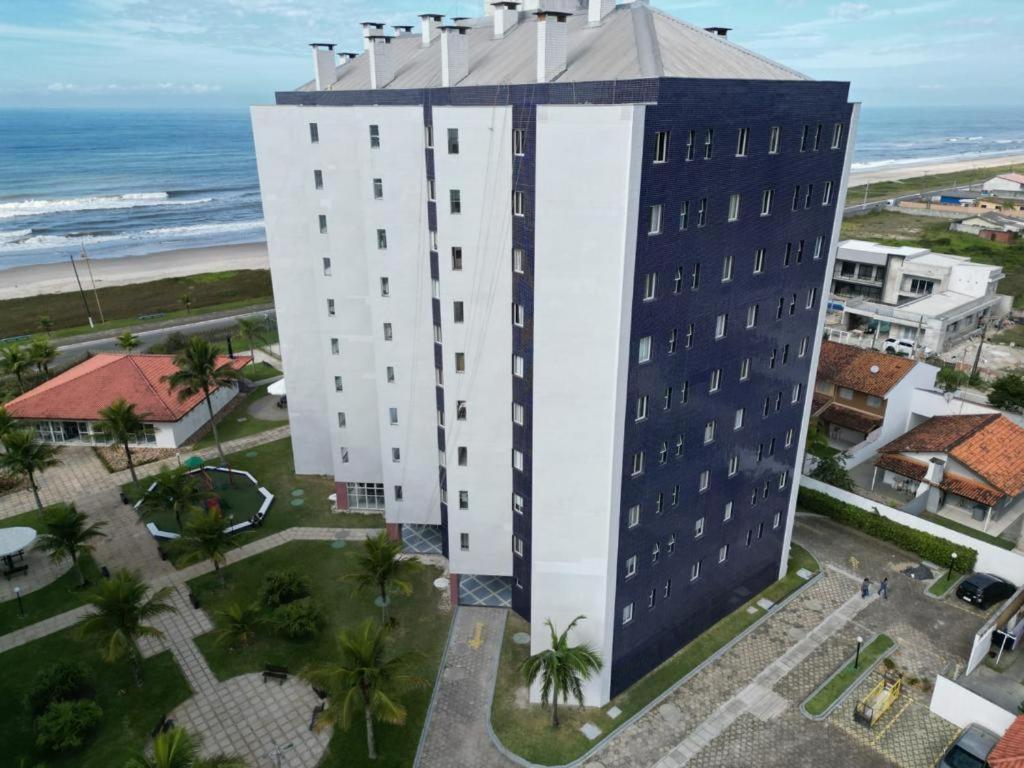Apto Resort Cambuhy Frente Mar Piscina Academia Matinhos Buitenkant foto